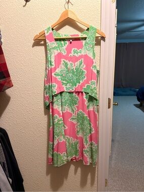 crown & ivy Pink and Green Printed High-Low Sleeveless Dress
